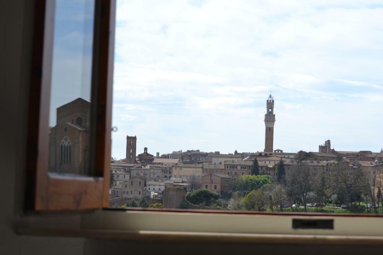 Affaccio Su Siena,Vicino Al Centro, Con Garageアパートメント エクステリア 写真